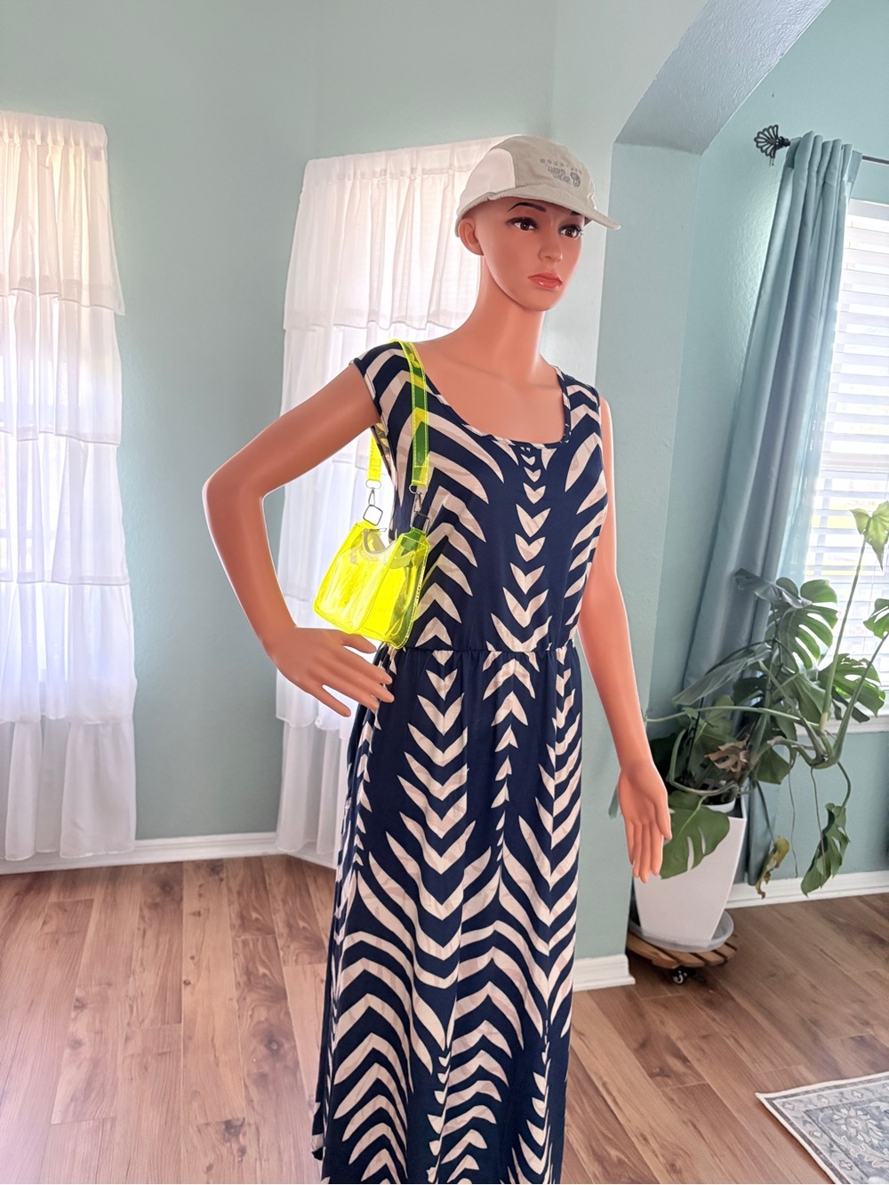 Neon Yellow Clear Jelly Event Shoulder Bag - Picture 8 of 11